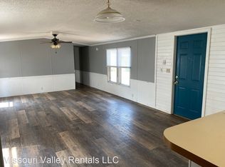 1010 1st St SE #15, Mandan, ND 58554