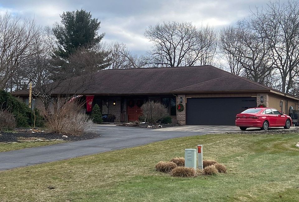 2nd image of 1880 Timberview Dr NE