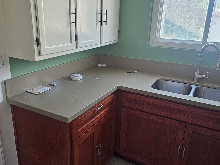 2035 W 102nd St — Photo 16