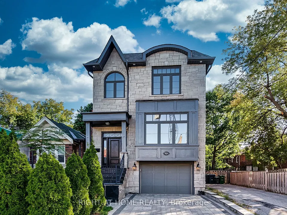 109 Banff Rd