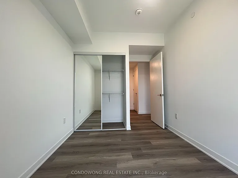 10 Oak St #2203 — Photo 9