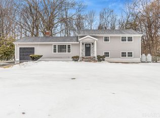317 Narrow Lane, Orange, CT 06477