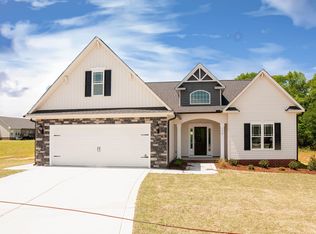 170 Cedarbrook Dr, Benson, NC 27504