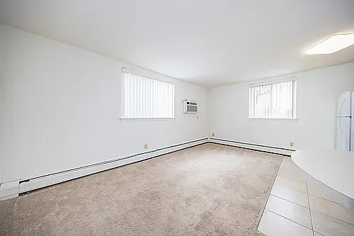 Clintwood Apartments — Photo 24