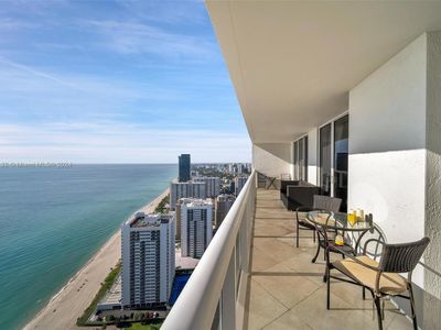 1850 S Ocean Dr APT 4103, Hallandale Beach, FL, 33009