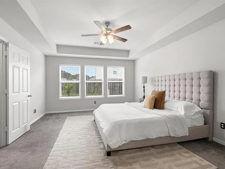 6303 Cambrai Wood Ln — Photo 18