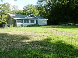 98 Locust Lake Rd, Blairstown, NJ 07825