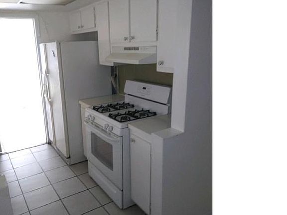 2nd image of 6828 NW 26th St