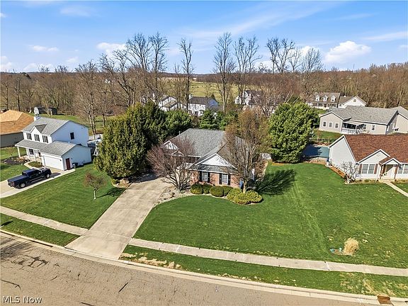5th image of 1009 E Reno Dr