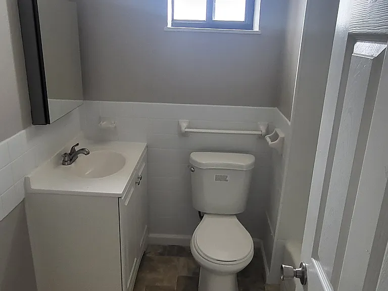 7199 Weil Ave — Photo 10