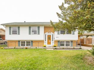 8800 Devonshire Dr, Louisville, KY 40258