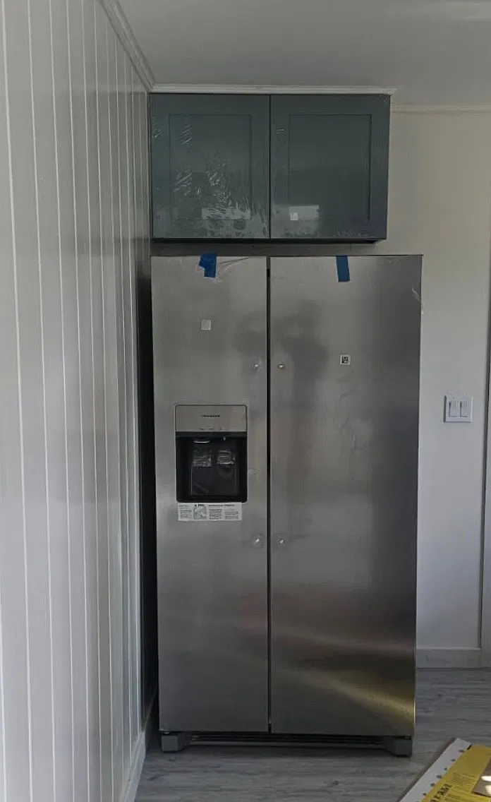 3 bed, 774 sqft, $1,380 — Photo 2
