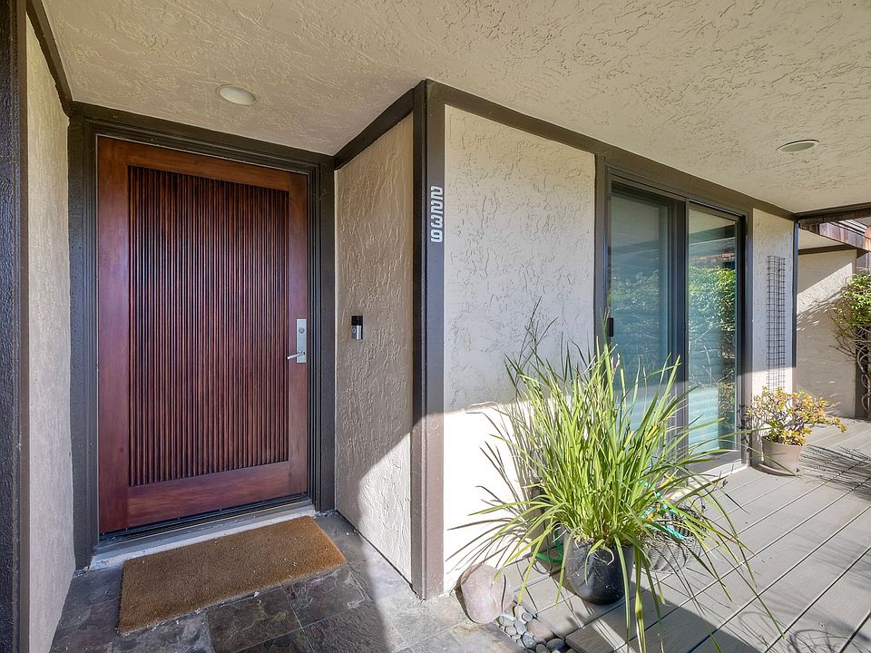 1st image of 2239 Del Mar Scenic Pkwy #1