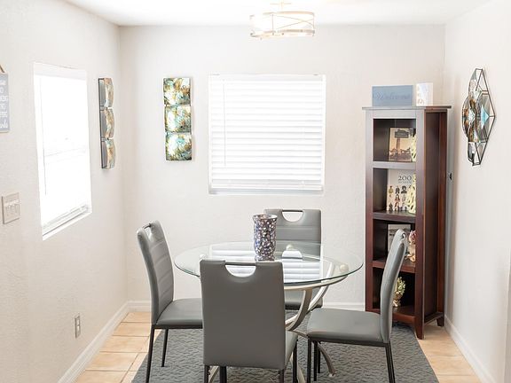 3rd image of 1740 19th Ave S Unit 1/2