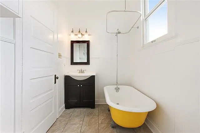2308 Jena St — Photo 6