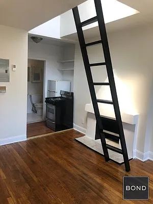 Rented by Bond New York | media 2