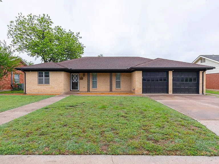 3409 High Meadows Dr — Photo 1
