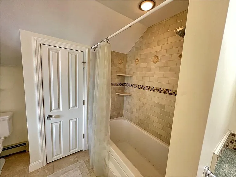 57 Green St — Photo 25