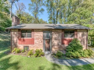 1735 Charlotte Dr, Elizabethton, TN 37643