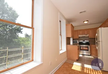 Rented by RES New York