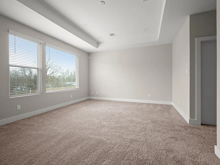 8114 Esther Acres — Photo 16