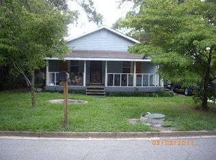 318 1st St NW, Moultrie, GA 31768