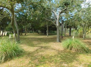 503 Cupid St, Edisto Island, SC 29438