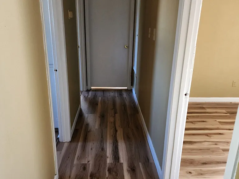 530 Sally Ann Dr — Photo 3