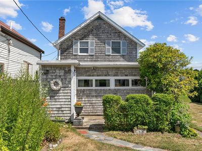 53 Green St, Portsmouth, RI, 02871