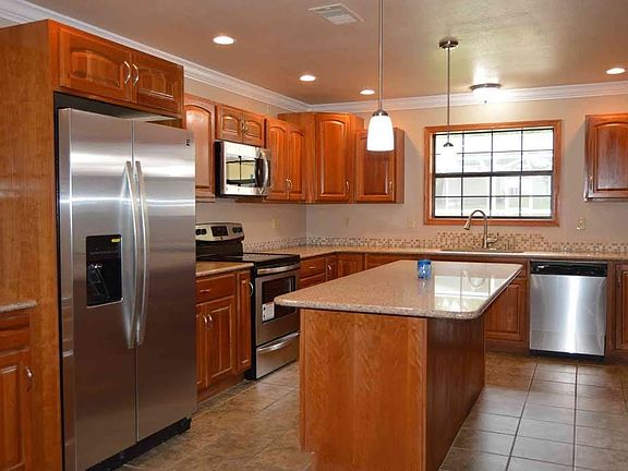3rd image of 11529 Dueling Oaks Dr