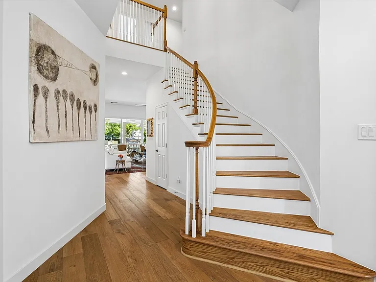 3507 Drummond St — Photo 5