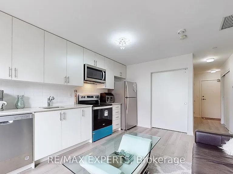 3401 Ridgeway Dr #308 — Photo 4