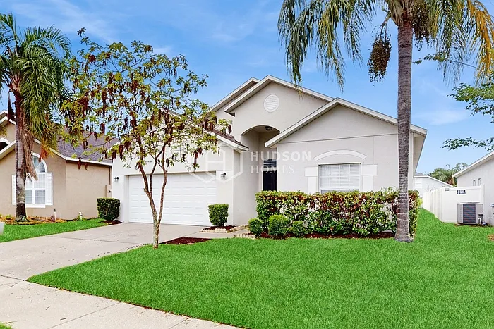 4 bed, 2.0 bath, 1630 sqft, $2,525 — Photo 4