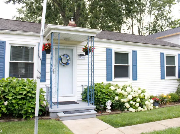 51366 Base St, New Baltimore, MI 48047
