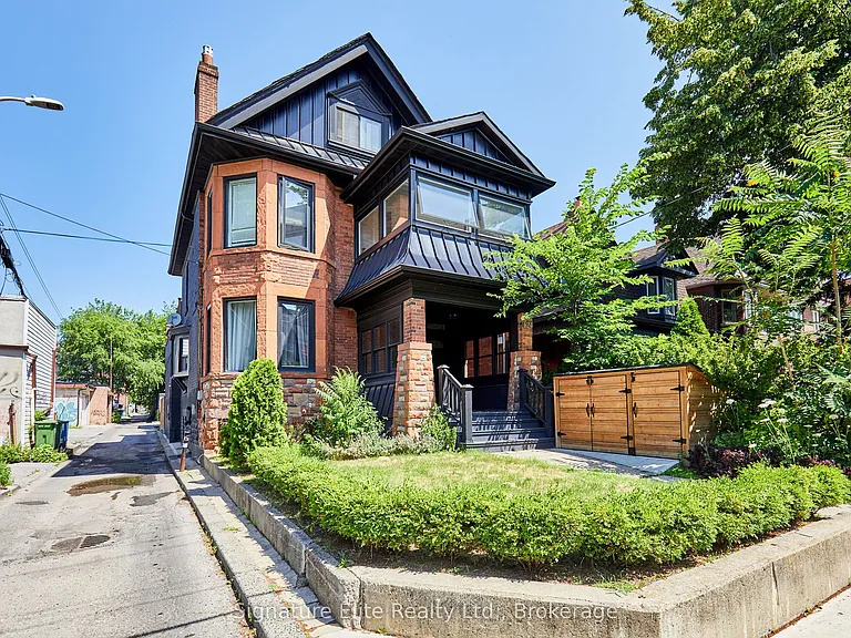 124 Geoffrey St #UPPER — Photo 4