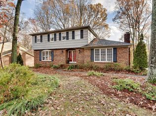 2226 Cambridge Dr, High Point, NC 27265