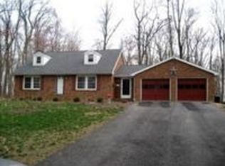6576 Orefield Rd, Spring Grove, PA 17362