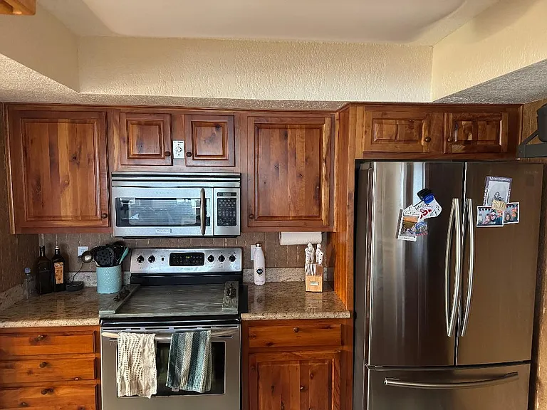 409 Fernandina St — Photo 13