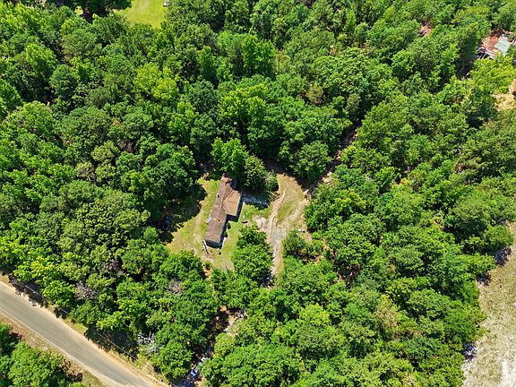 4th image of 380 Windy Ridge Rd