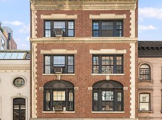 122 E 38th St #TOWNHOUSE, New York, NY 10016