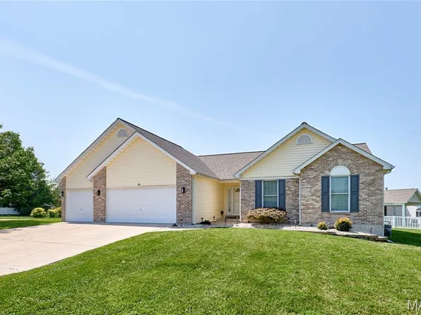 28 Jacobs Ct W, Saint Peters, MO 63376