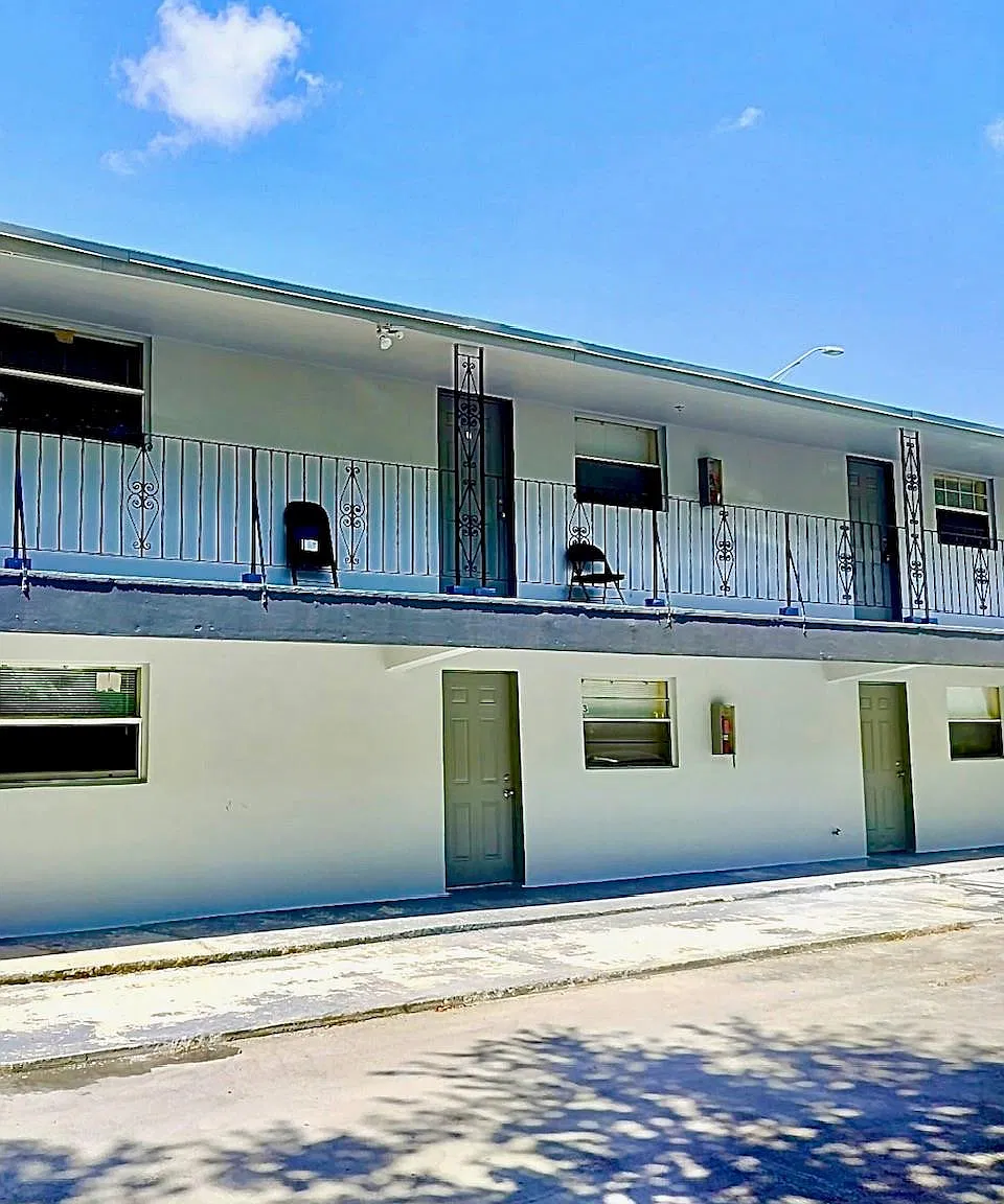 Pepper Island Apts — Photo 1