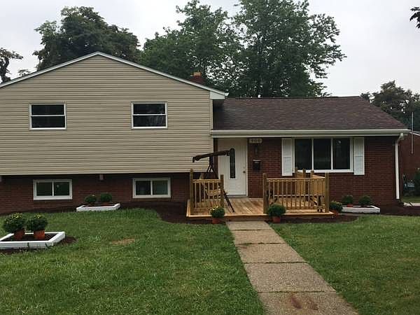 1st image of 900 Garden City Dr