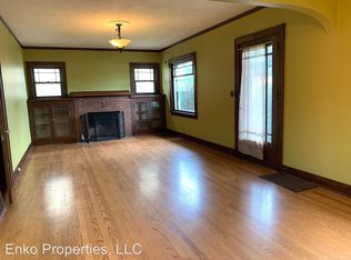 4738 SE Belmont St, Portland, OR 97215