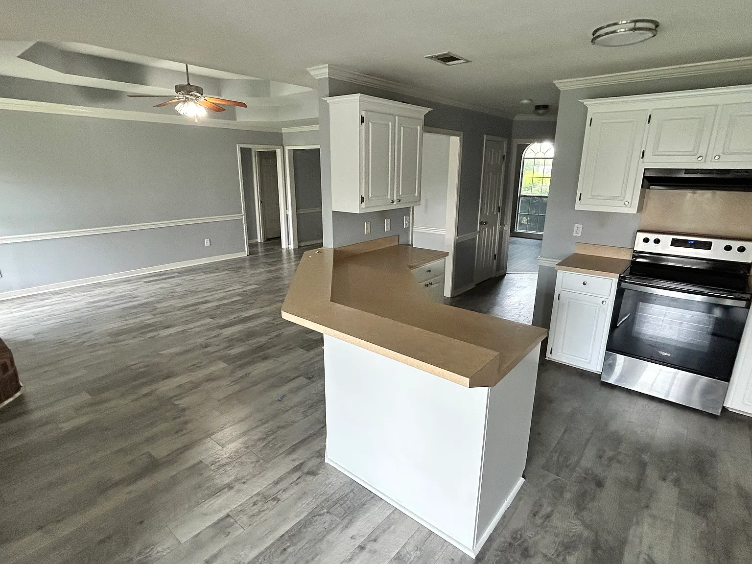 3 bed, 1503 sqft, $2,200 — Photo 3