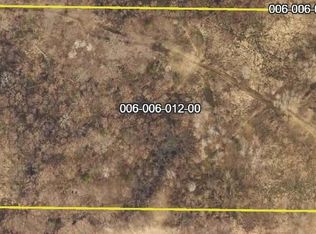 N Epley Rd, Edmore, MI 48829