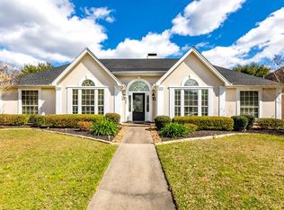 3360 Foxbriar Ln, Beaumont, TX 77706