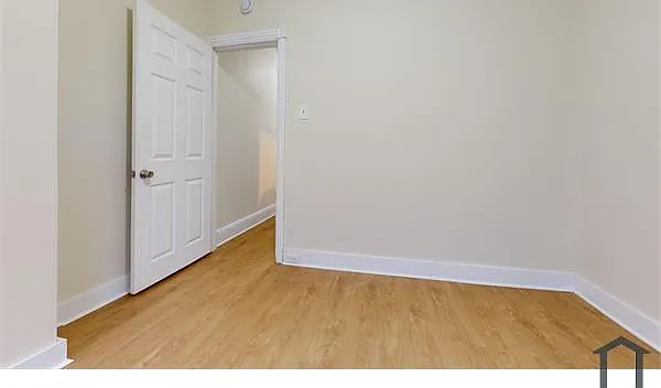 1332 N Wanamaker St — Photo 15