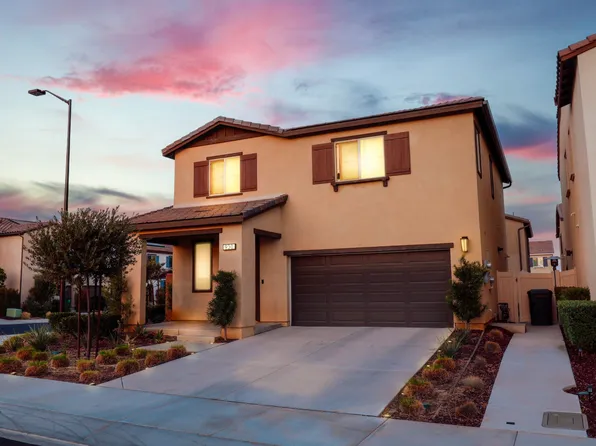930 Keystone Way, Banning, CA 92220
