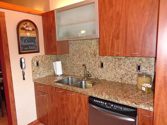 4th image of 840 NW 106th Ave #840
